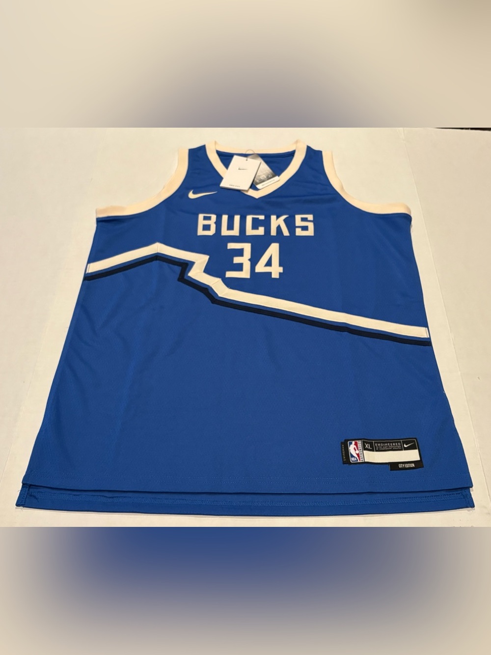 Nike Giannis Antetokounmpo Milwaukee Bucks CityEdition Youth Swingman Jersey NWT